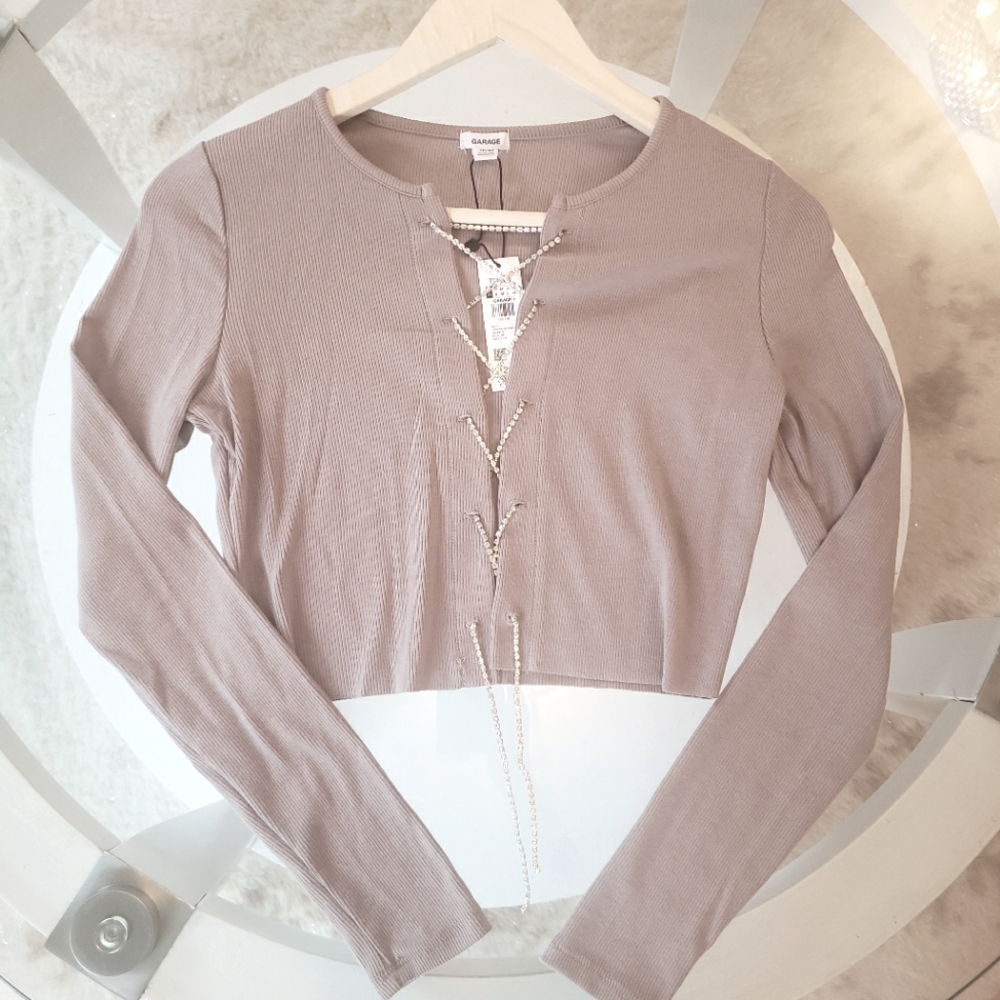 Open front top with rhinestones